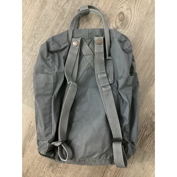 Fjallraven Original Kanken Backpack main image 4